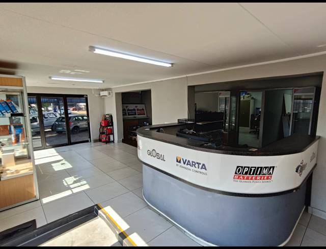 420M² BUILDING FOR SALE IN BO-DORP